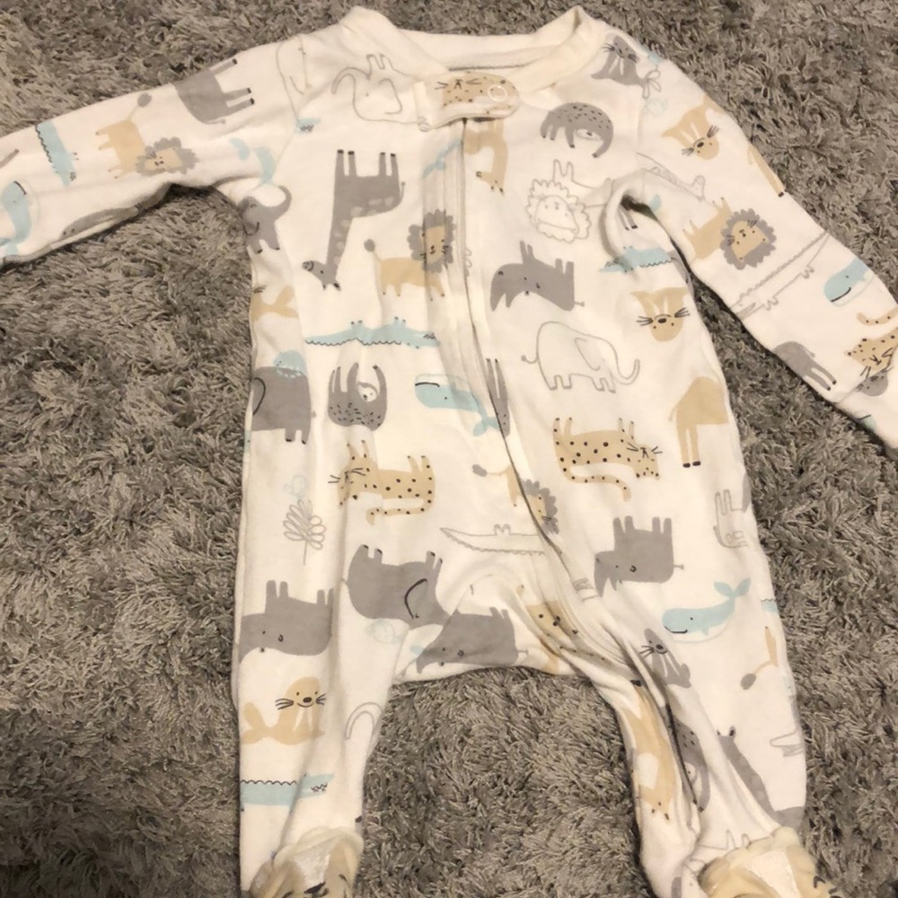 Carters almost new - cotton onesie